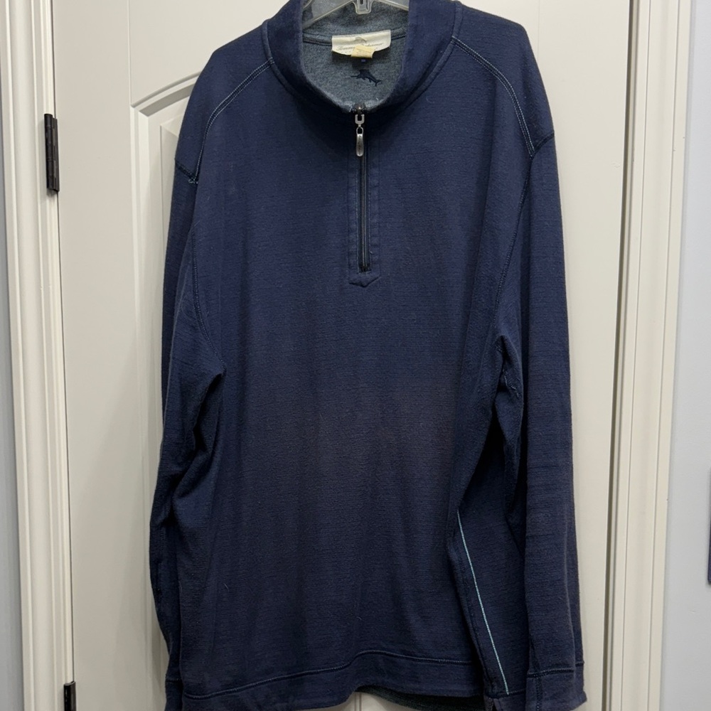 Tommy Bahama Men’s Quarter Zip sweater
